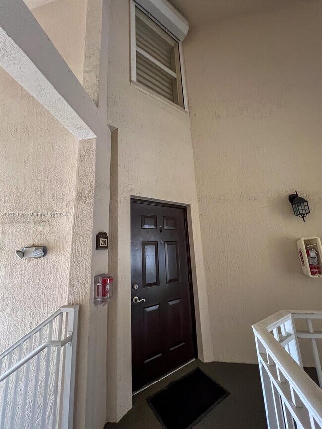 Foto del edificio - 11503 NW 89th St