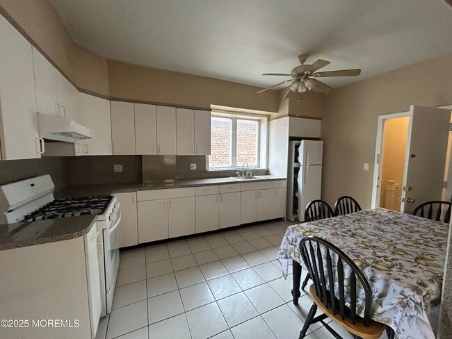 Foto del edificio - 408 Morningside Ave