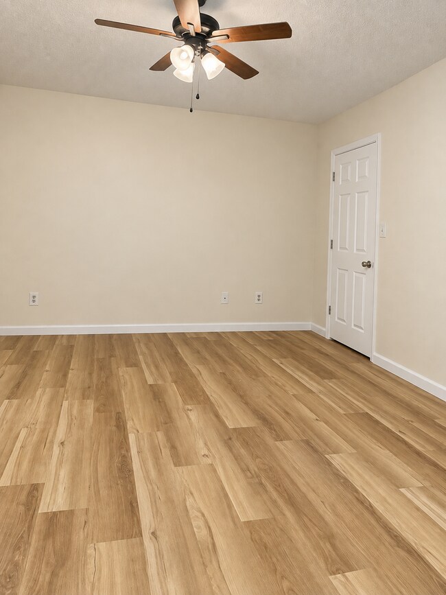 Foto del edificio - 5445 Redbird Cove