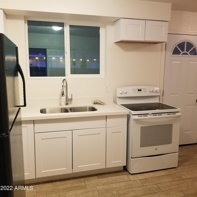 Foto del edificio - 2959 N 53rd Pkwy