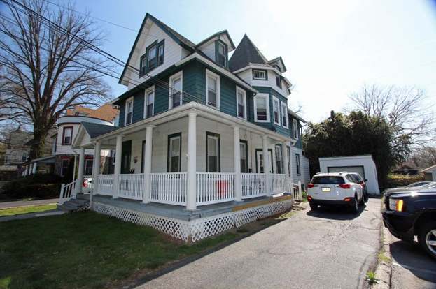 House - 402 E Ridley Ave