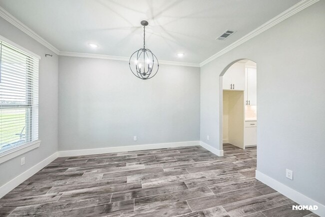 Building Photo - 1420 Palomino Trail