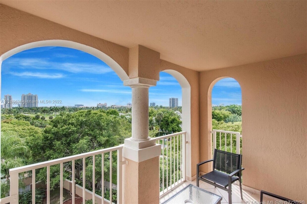 19999 E Country Club Dr Unit 1601, Aventura, FL 33180 Condo for Rent