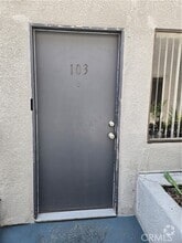 Building Photo - 618 W Dryden St