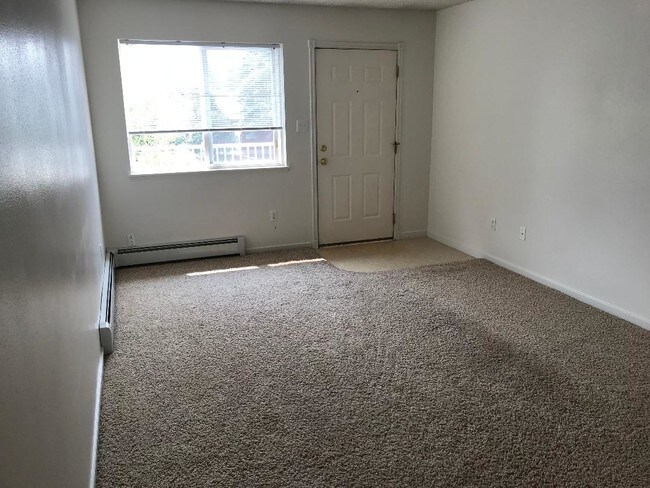 Living - 4606 E 12th St