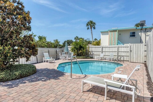 Building Photo - 357 Tierra Mar Ln