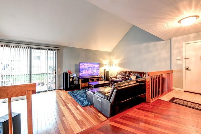 Foto del edificio - 572 Sanderling Ct