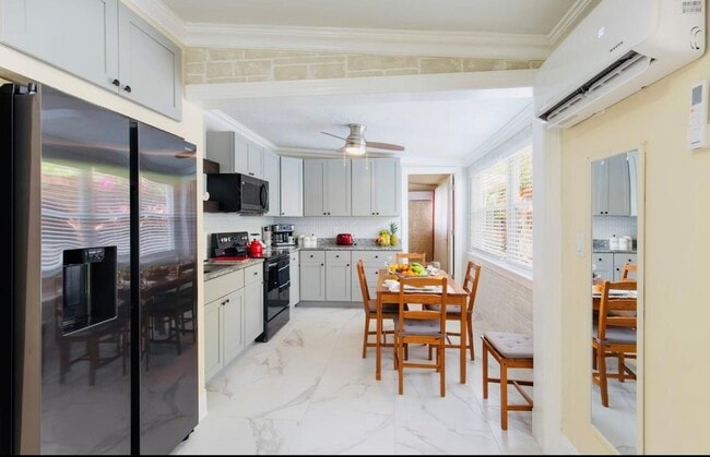 Photo - 279 Hach Ln Townhome