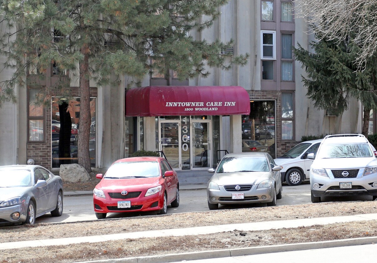Building Photo - Inntowner Apartments