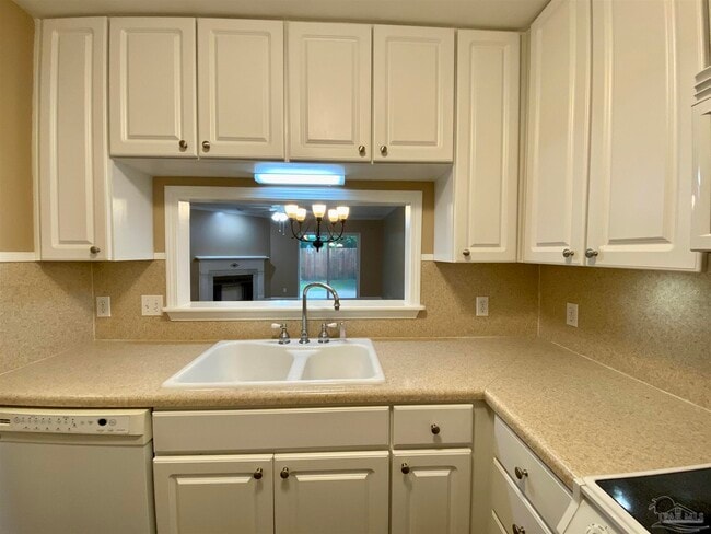 Building Photo - 9022 Governors Pl Ct