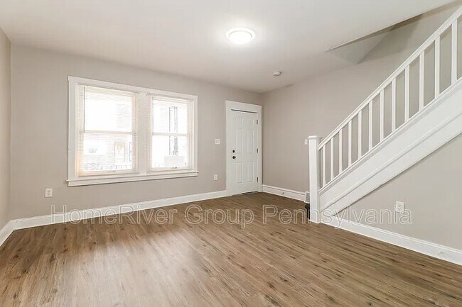 Foto del edificio - 2547 S Robinson St