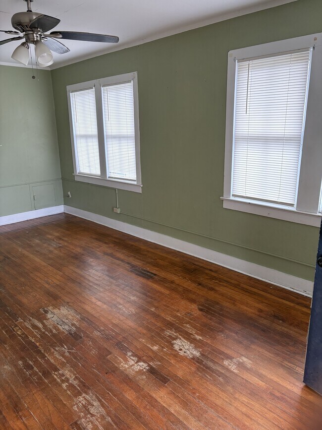 Foto del edificio - 505 E Main St