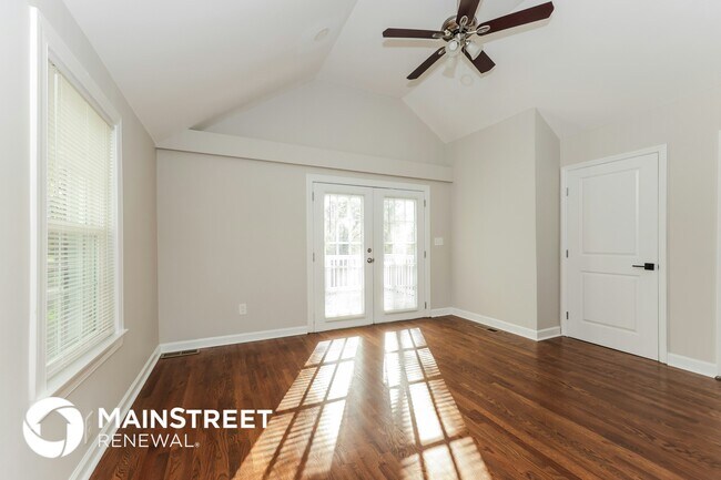 Foto del edificio - 307 W Due West Ave