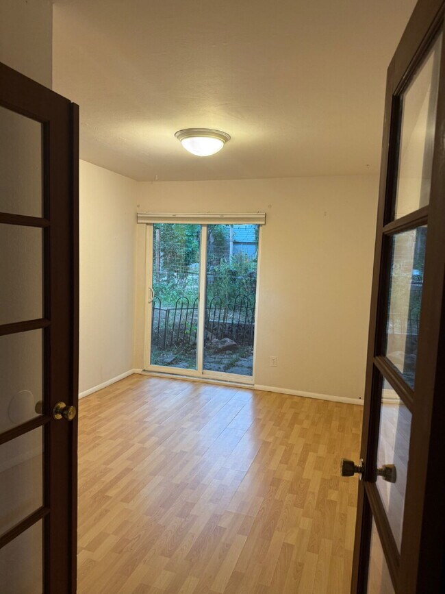 Foto del edificio - Beautiful and cozy 3 Bedroom 1 Bathroom Ho...