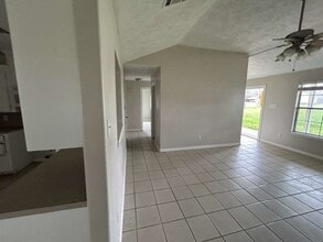 Building Photo - 3 John Kay Rd