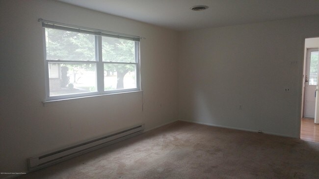 Building Photo - 17A Canton Dr