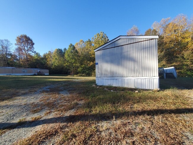 Building Photo - Ready to move in!