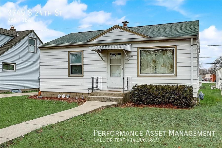 Primary Photo - Charming 2 Bedroom Single Family Home
