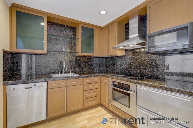 Foto del edificio - 821 Hillside Blvd