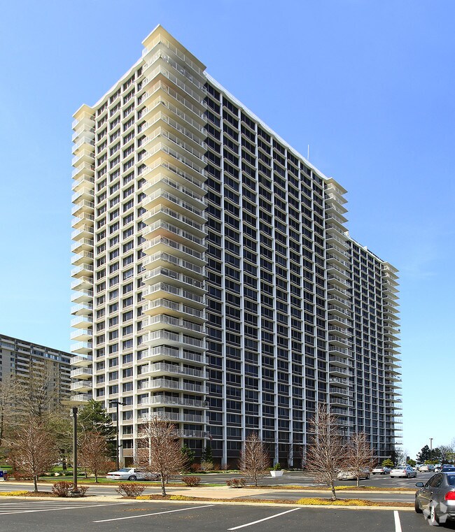 Winton Place Apartments Lakewood, OH