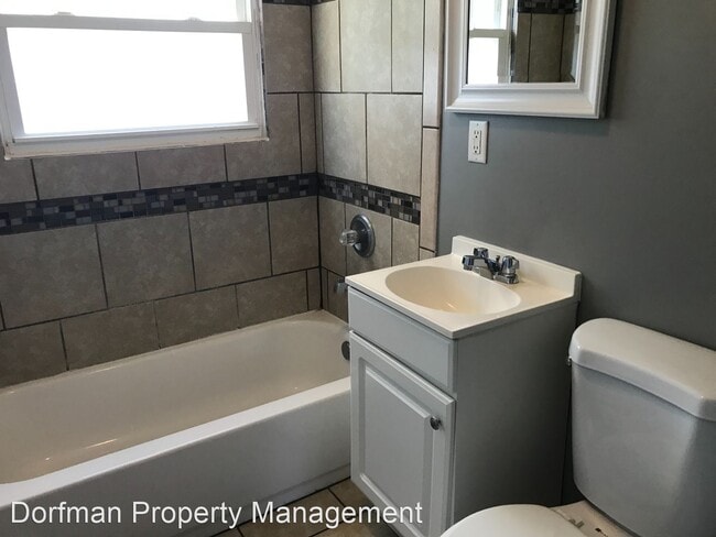 Building Photo - 4 br, 1.5 bath House - 4007 Thrush Drive