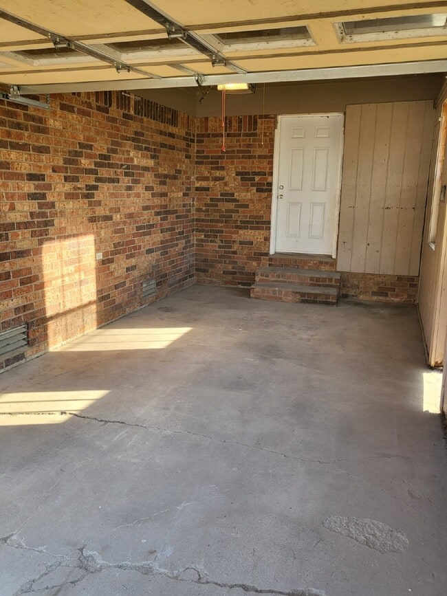 Building Photo - "Charming 3-Bedroom Home in Brookland - Co...