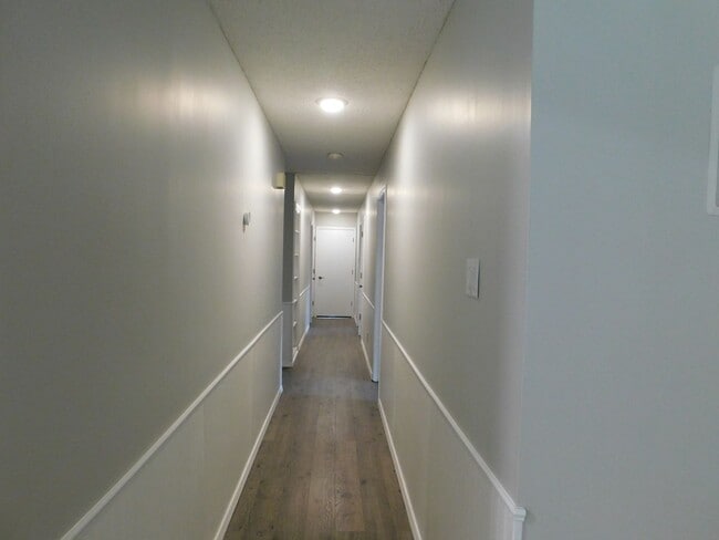 Building Photo - Spacious 2 Bed 2 Bathroom Duplex