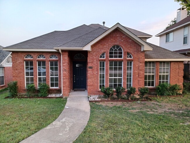Building Photo - 1118 Emily Ln