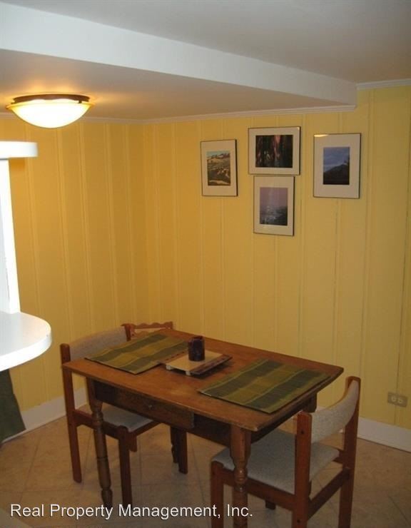 Building Photo - 1705 Rugby Cir