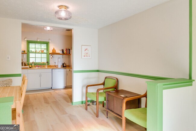 Foto del edificio - 1905 S Milledge Ave