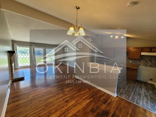 Building Photo - 4329 Free Pike