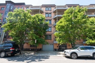 Building Photo - 920 Jefferson St