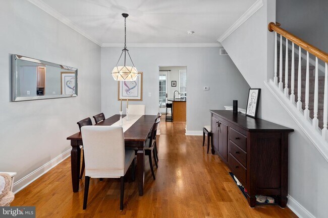 Building Photo - 402 Captains Way