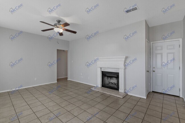 Building Photo - Beautiful 3/2/2 in Fort Worth!