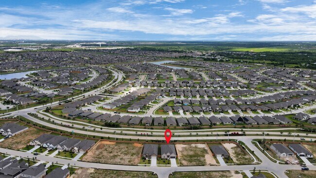 Building Photo - 13407 Harbor Pt Dr