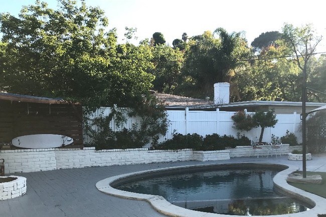 Foto del edificio - 22759 Cavalier St