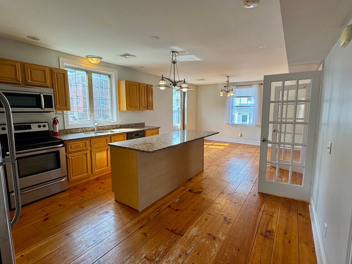 Foto principal - 15 Ames St
