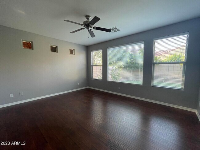 Building Photo - 1554 W Pelican Ct