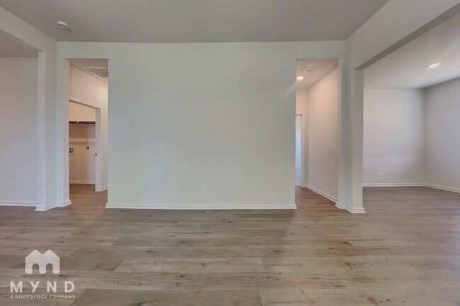 Foto del edificio - 415 Gib Woodall Dr