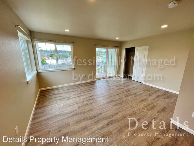 Foto del edificio - 19157 3rd Ave NE