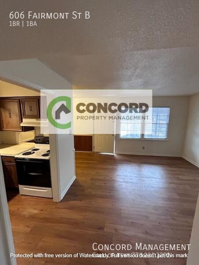 Foto del edificio - 606 Fairmont St B/Concordmgmt.com 336-273-...