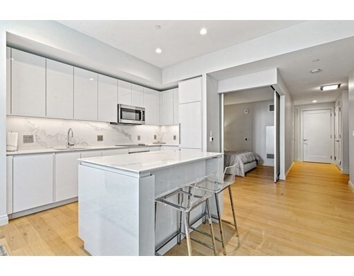 Building Photo - 133 Seaport Blvd