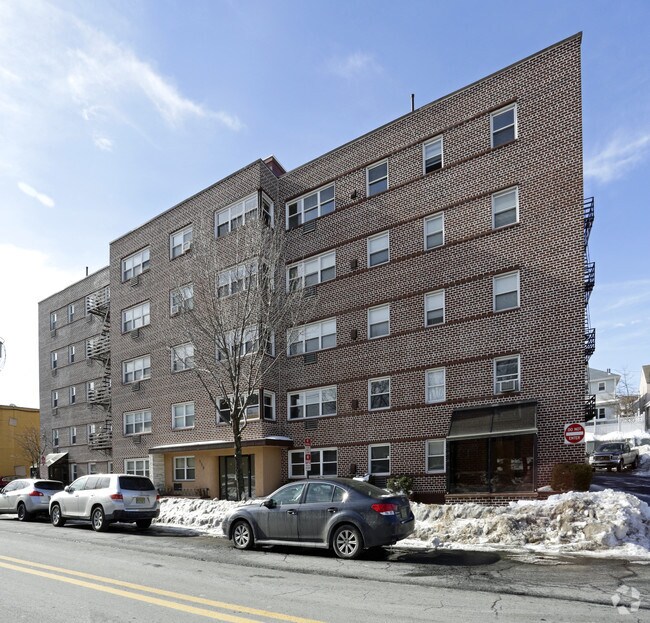 559 Anderson Ave, Cliffside Park, NJ 07010 Apartments Cliffside Park