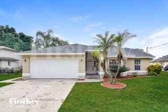 Building Photo - 1719 Sandalwood Cir SW