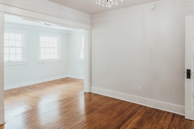 Building Photo - 314 W Charles Bussey Ave