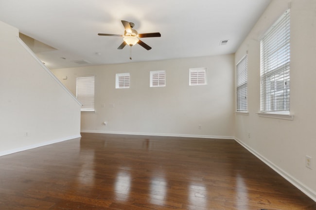 Building Photo - 9814 Lone Cypress Ln