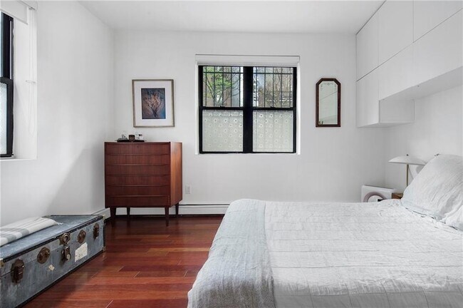Foto del edificio - 149 Lafayette Ave