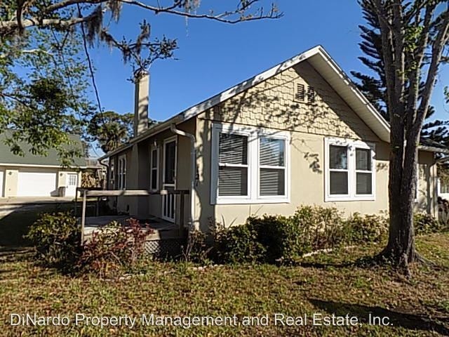 Primary Photo - 2 br, 1 bath House - 121 E. Palm Way Unit A