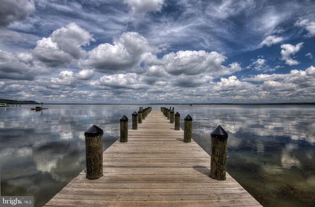 Building Photo - 1611 POTOMAC SHORES Pky