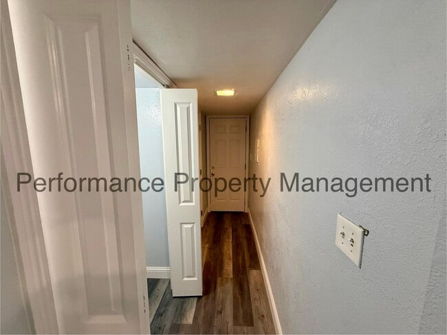 Building Photo - 1108 McDonald Way
